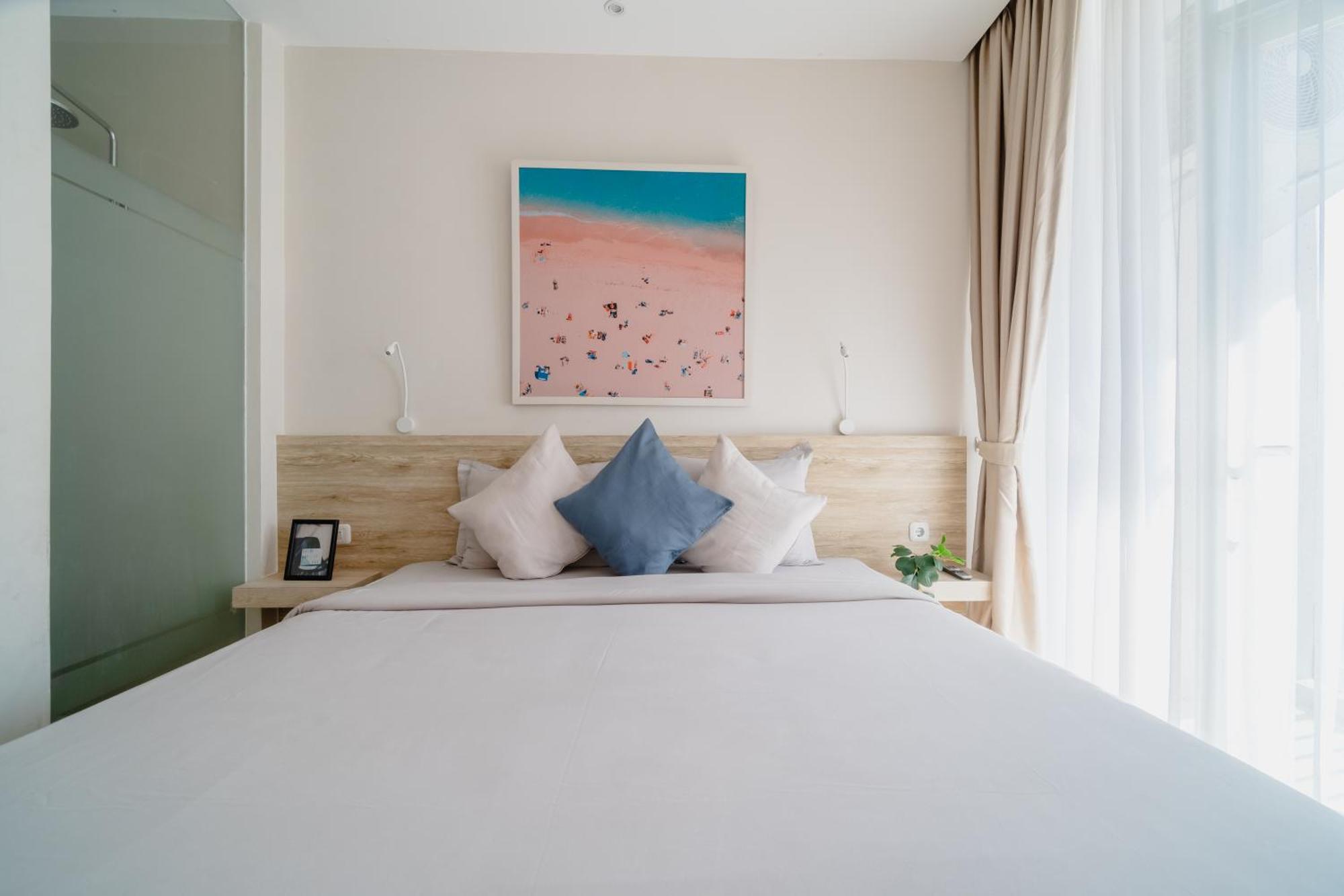 Bali Bustle Pararaton Coliving And Coworking Space Legian Exterior foto